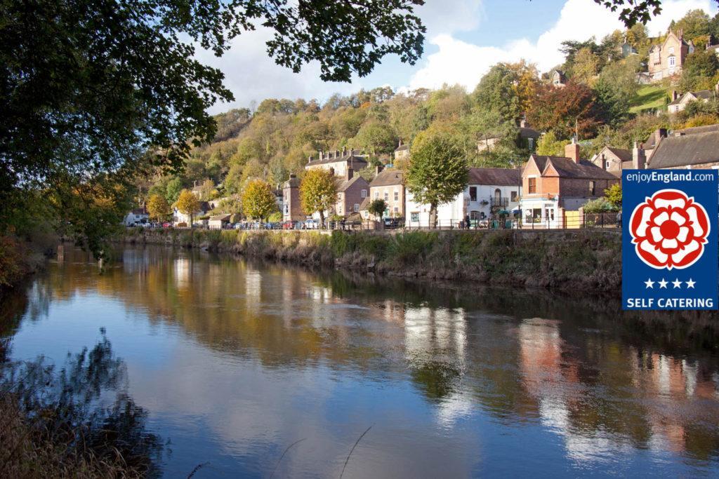 Ironbridge River Cottages Ngoại thất bức ảnh